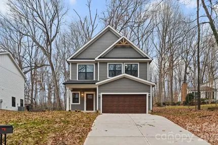 Dogwood Dr, Charlotte, North Carolina, front elevation